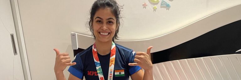 In an event after media ask Manu Bhaker’s mother about Neeraj Chopra, Manu Bhaker gets angry